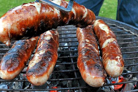 Bratwurst vom Grill.