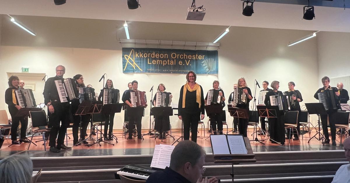 Das-Akkordeon-Orchester-Lemptal-gibt-ein-Jubil-umskonzert
