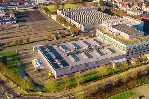 Am Hauptsitz in Aßlar sollen ein neues Logistik-Center und weitere Produktionsflächen entstehen. Mehr als 100 neue Mitarbeiter will das Unternehmen einstellen.  Foto: Pfeiffer Vacuum 