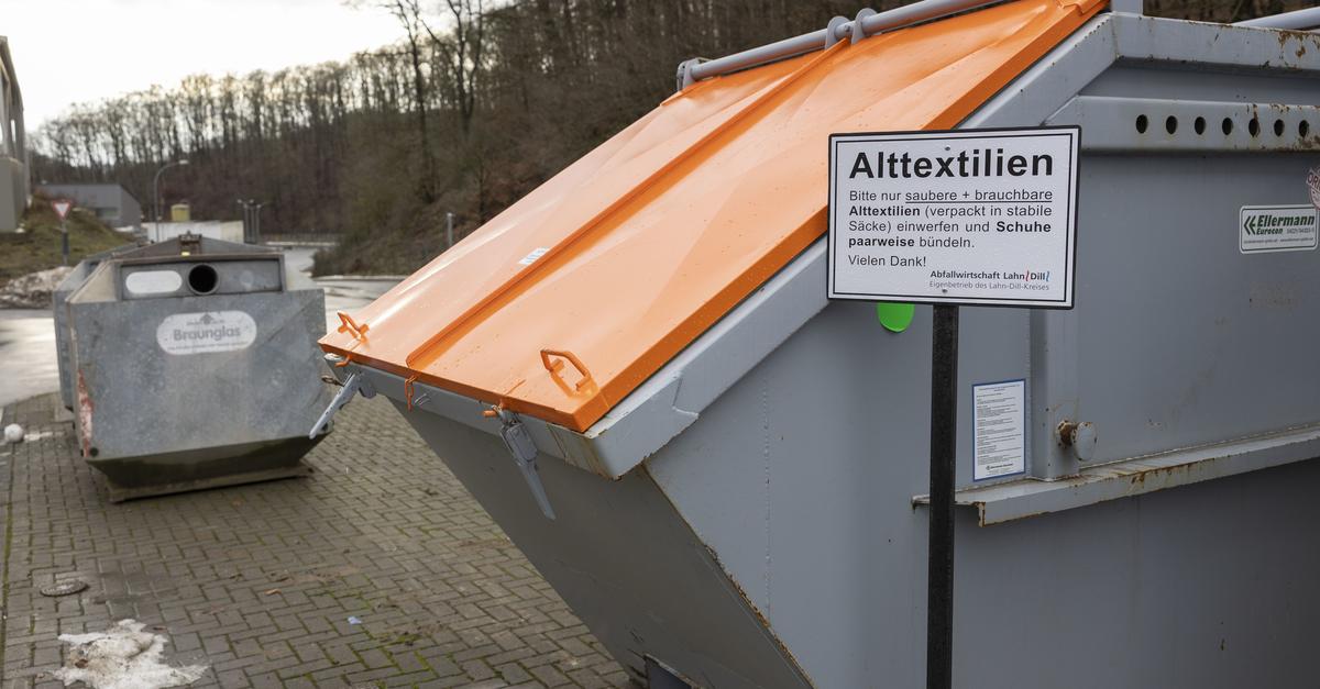 -ber-200-Container-abgeschafft-Wohin-mit-den-Altkleidern-