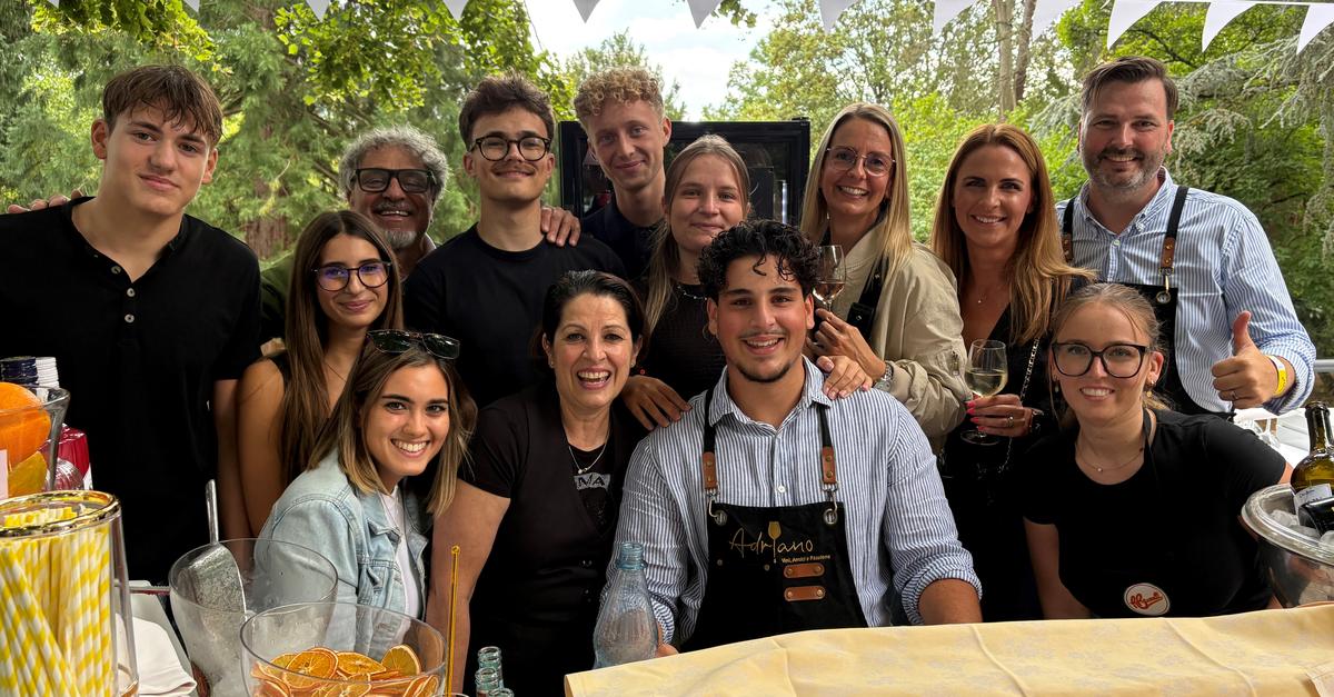 Day drinking in Braunfels: This is how the premiere went with 300 guests