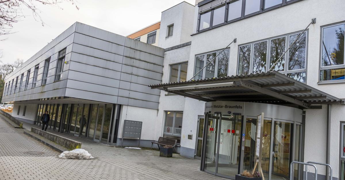 Klinikschlie-ung-in-Braunfels-sorgt-f-r-Protest