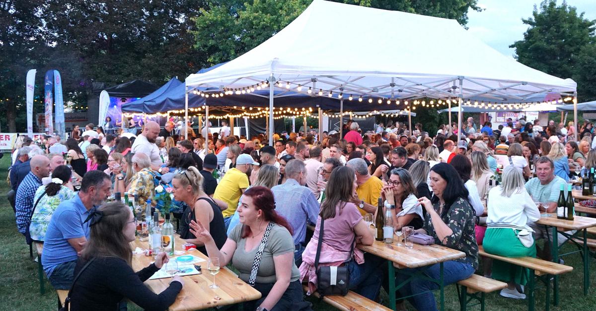 Dillenburger-Hofgarten-zum-19-Mal-Mekka-f-r-Wein-Liebhaber