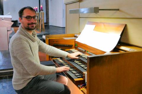 Der Organist Michael Gilles spielt Werke von Guilmants und Franck. Foto: Helmut Blecher 