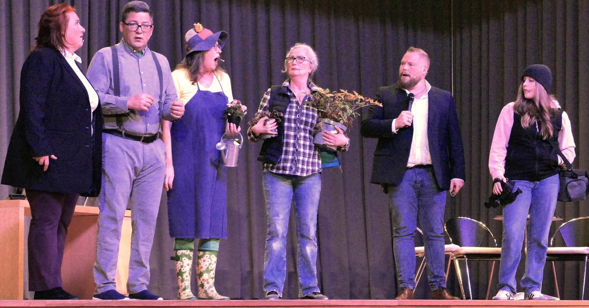 Niederschelder-Dorfleben-par-excellence-geschauspielert