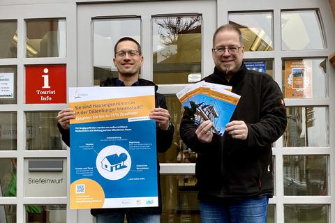Jörg Manderbach (l.)  und Tilo Kramer von der Oranienstadt Dillenburg stehen als
Ansprechpartner für die beiden Förderprogramme zur Verfügung.