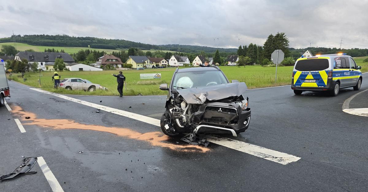 F-nf-Verletzte-nach-Unfall-in-M-nchhausen