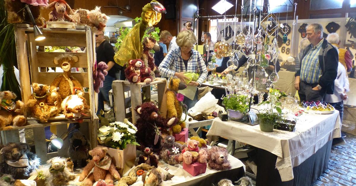 Kunsthandwerkermarkt-in-der-Dreschhalle-in-M-nchhausen