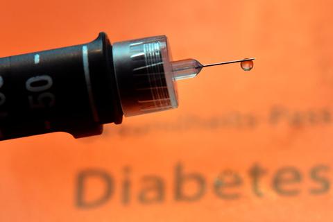 Insulin, wie es aus solchen Pens verabreicht wird, kann eine Ketoazidose verhindern, die sich durch steigende Blutzuckerwerte bemerkbar macht.  Foto: Matthias Hiekel  