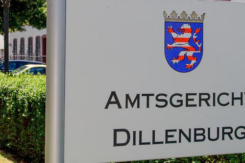 Vor dem Amtsgericht in Dillenburg muss sich ein Ehepaar aus Eschenburg wegen gewerbsmäßiger Untreue verantworten.  Archivfoto: Reimund Schwarz 