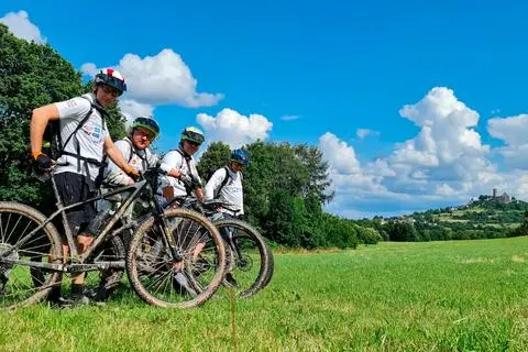 24 zoll mtb reifen 2 x Kenda Fahrradreifen 50-507 24 x 1.95 inklusive 2 x Schlauch mit Dunlopventil Sport & Freizeit Electric bike Cube Stereo from190To200cm Farbe:Black White Bright Red