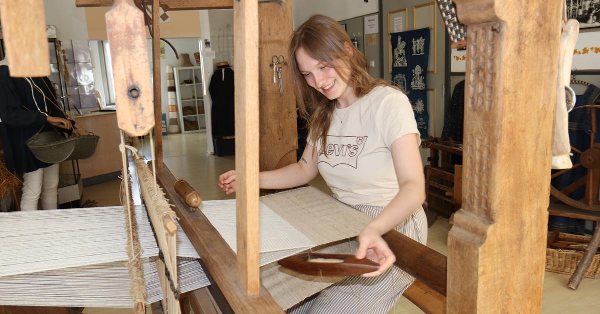 Leonie Jahnke is the new head of the Lace and Linen Museum in ...