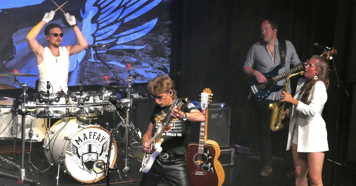 Tribut-an-Peter-Maffay-beim-Herborner-Kulturzauber-6-0-