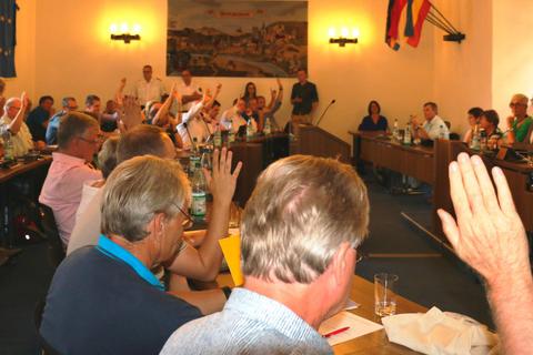 Hier im Comeniussaal im Rathaus tagt sie normalerweise: In der Herborner Stadtverordnetenversammlung wollen FDP und Sozialgruppe Herborn eine gemeinsame Fraktion bilden. Archivfoto: Diana Göbel/Stadt Herborn 