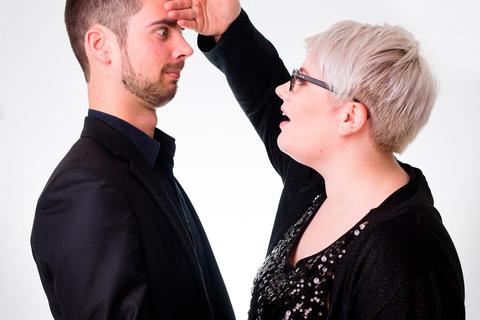 Freuen sich auf ihr Gastspiel in der Herborner "KulturScheune": Nicolai Benner und Lisa Thomas.  Foto: Maik Rudius 