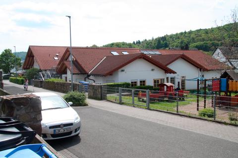 Das "Kinderhaus Kunterbunt" in Herbornseelbacher: Es ist eine der vier kommunalen Kindertagesstätten, die nun wieder mehr Kinder betreuen. Archivfoto: Jörg Weirich 