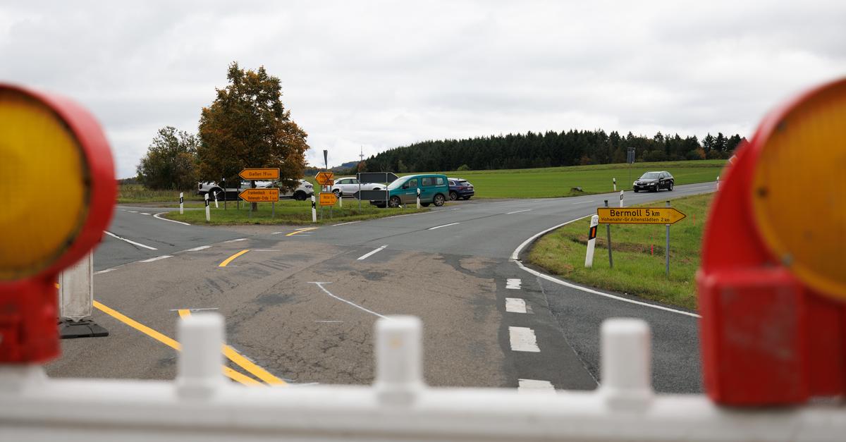 Umleitungsstrecke-am-Erdaer-Kreuz-ist-schon-kaputt