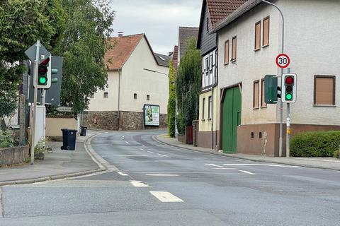 Im Hüttenberger Ortsteil Weidenhausen ist die Rheinfelser Straße ein Ärgernis für die Anlieger. 