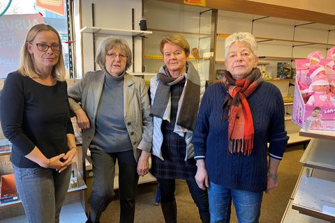 Renate Heinz (2.v.l.) und ihr Team, v.l. Anja Eidenmüller, Anneliese Dilges und Birgitt Toepler.