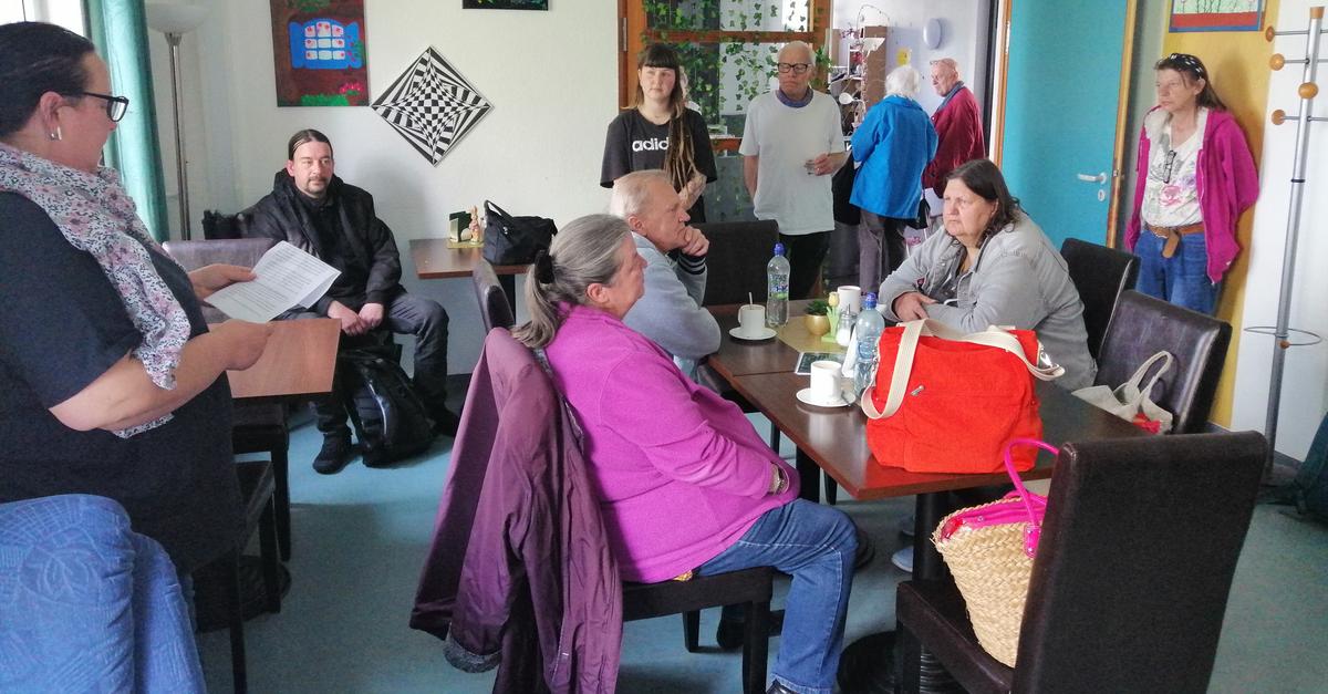 Members of the Wali exhibit at the