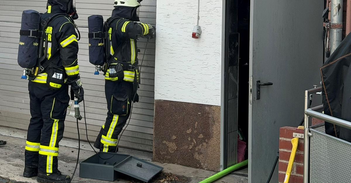 Wetzlar: One injured in garage fire in Wetzlar-Hermannstein