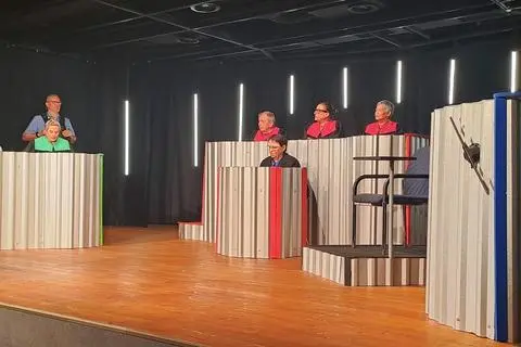 Robin Wilhelm KI-Theaterstück in Wetzlar: „Robin“ hinterfragt Ethik