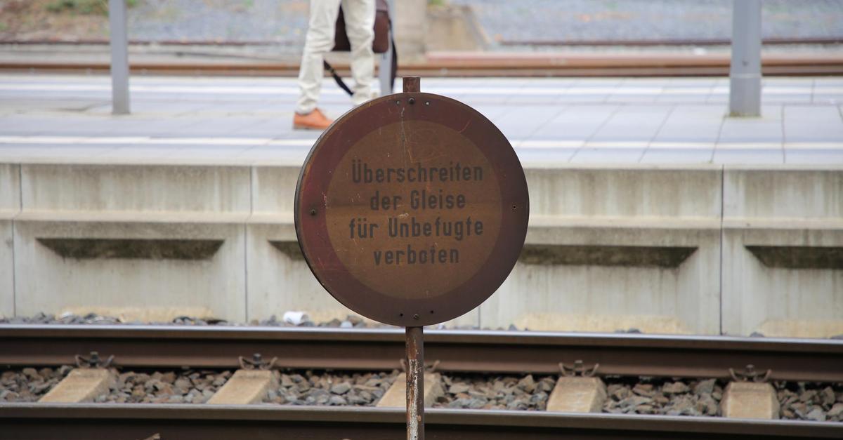 Reeber-reist-Pragmatismus-gegen-Pendlerfrust-im-Zug