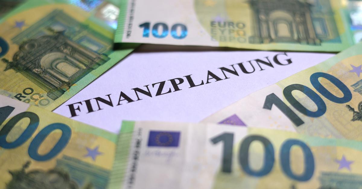 Zum-berleben-m-ssen-Leuner-tief-ins-Portemonnaie-greifen