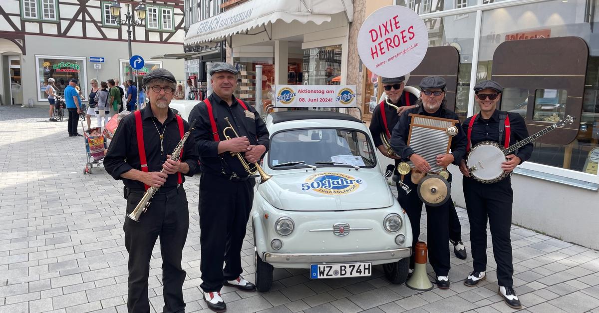 Nostalgia and music attract people to Wetzlar's Old Town