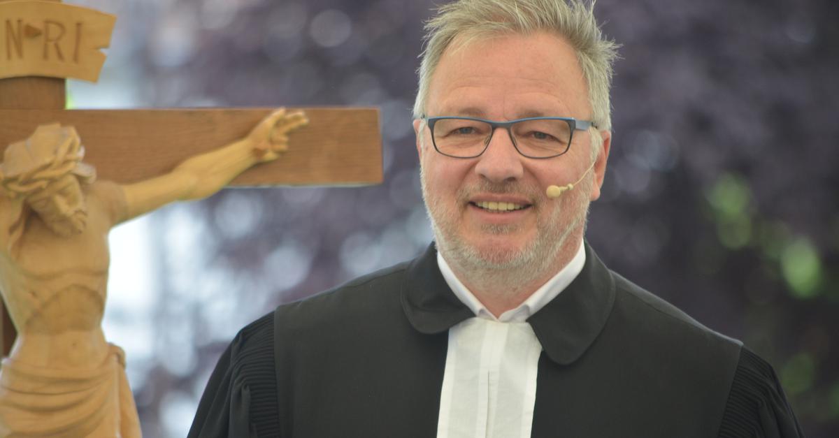 Michael-Philipp-h-rt-nach-32-Jahren-in-M-nchholzhausen-auf