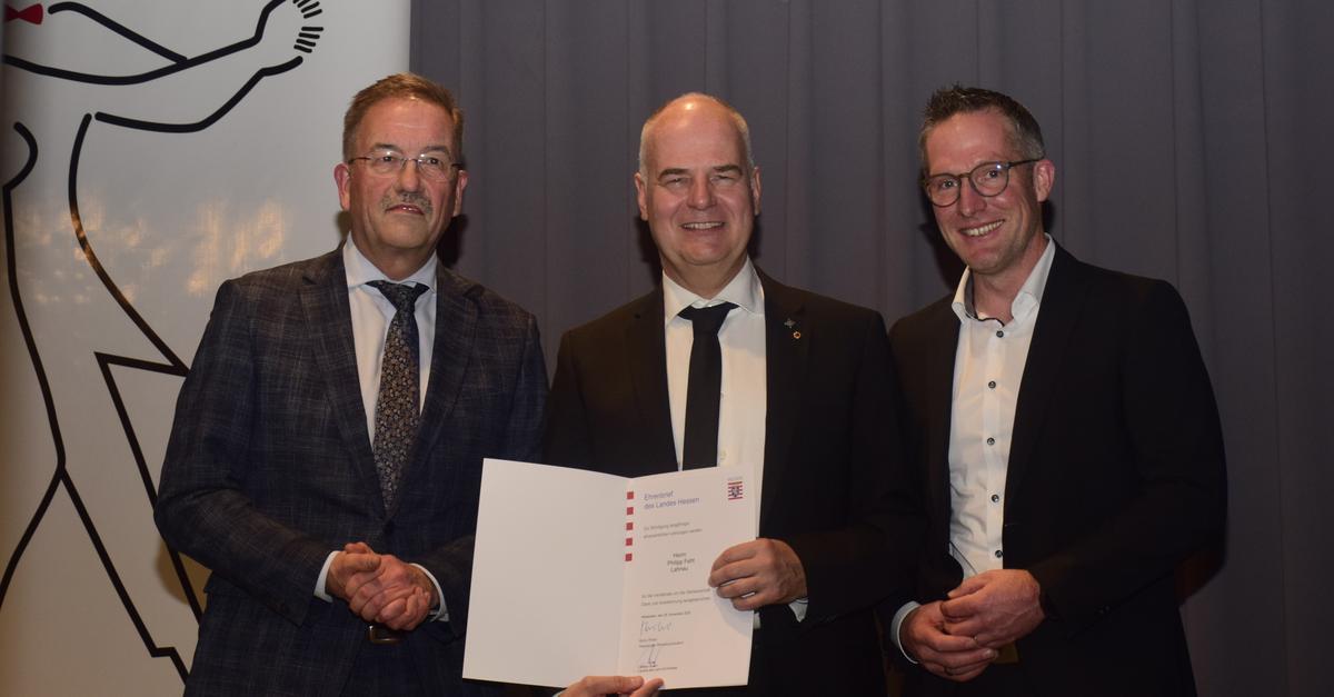 Ehrenbrief-f-r-Tanzsportpionier-Philipp-Feht-aus-Wetzlar