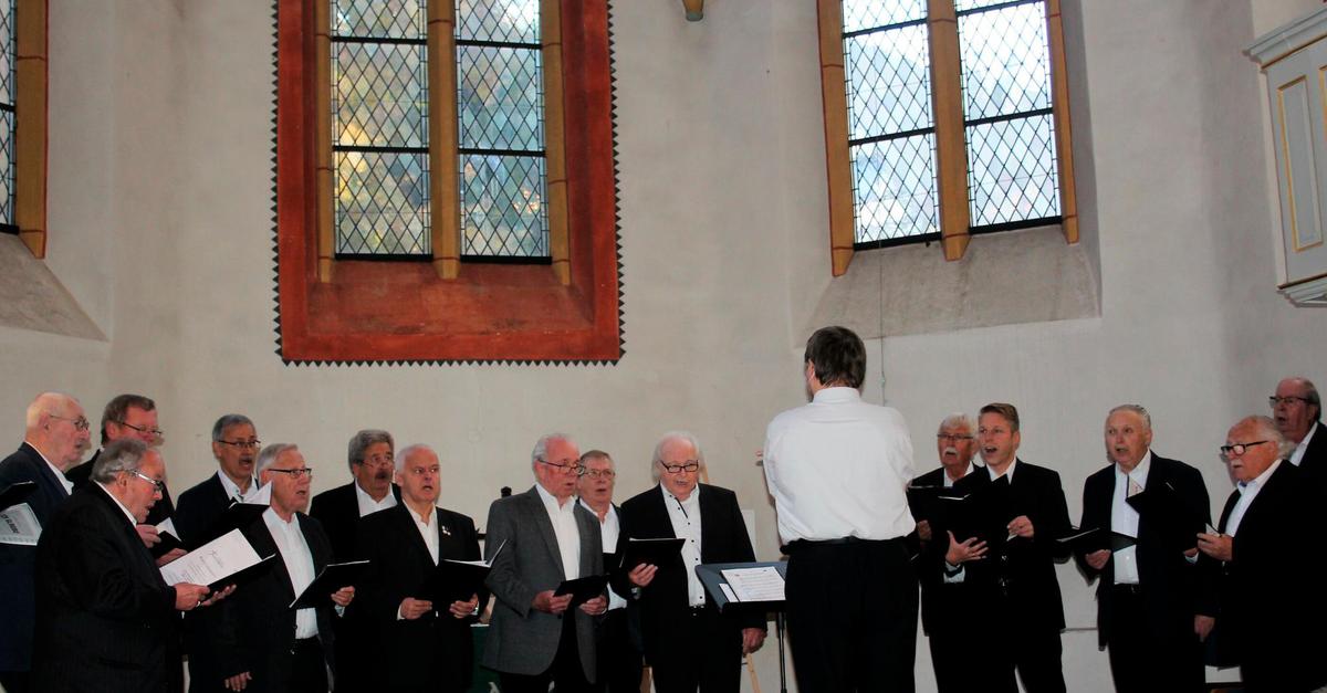 Chöre verschenken bei Benefizkonzert in Wetzlar Freude