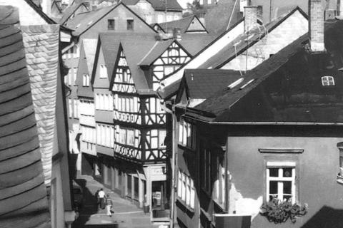 Wechselvolle Dachlandschaft: ein Blick über die Silhöfer Straße aus dem Jahr 1976. Foto: Sammlung Bechtel 