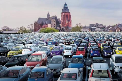 Wie viele Parkplätze gibt es in der Wetzlarer Altstadt? Die Zahlen und Verfügbarkeiten sollen erhoben werden.  Animation: Harald Minde 