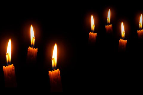 Wenn der Strom fehlt, helfen Kerzen. Symbolfoto: underverse - AdobeStock 