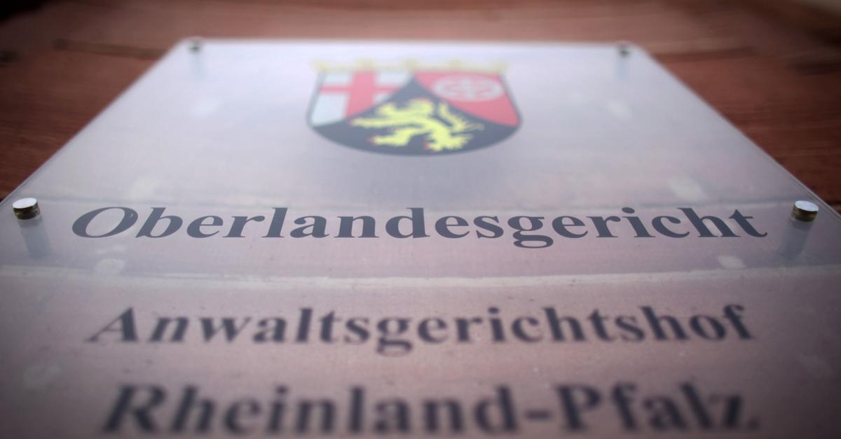 Anklage-fordert-Freiheitsstrafe-f-r-mutma-liches-IS-Mitglied