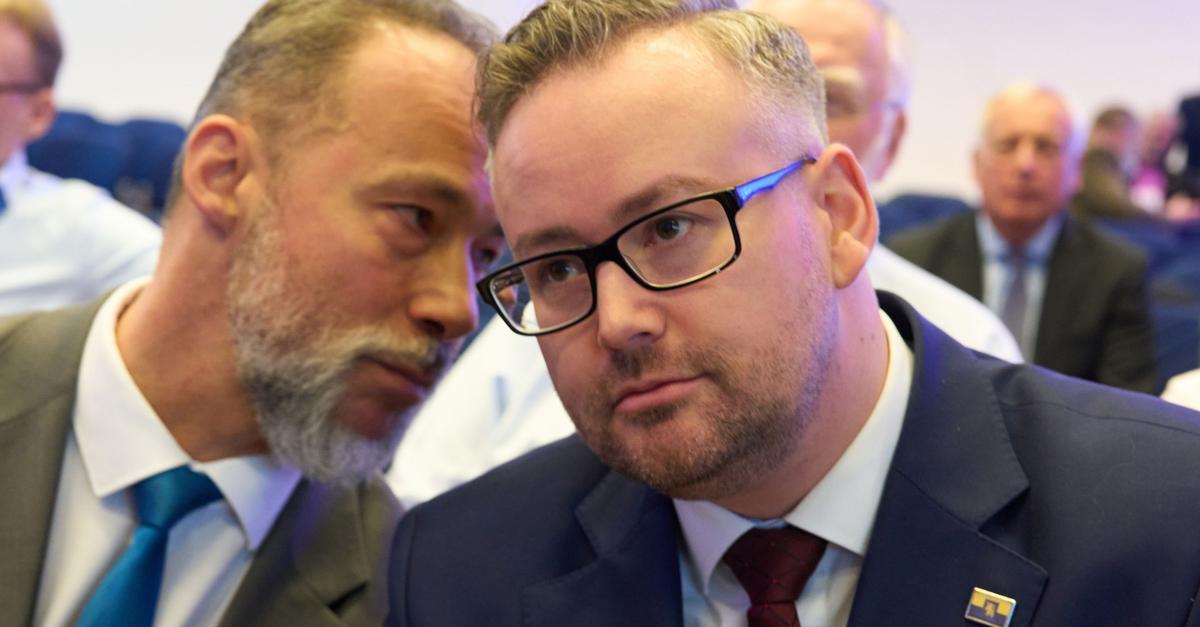 Innenminister-im-Zentrum-von-AfD-Wahlkampfkampagne