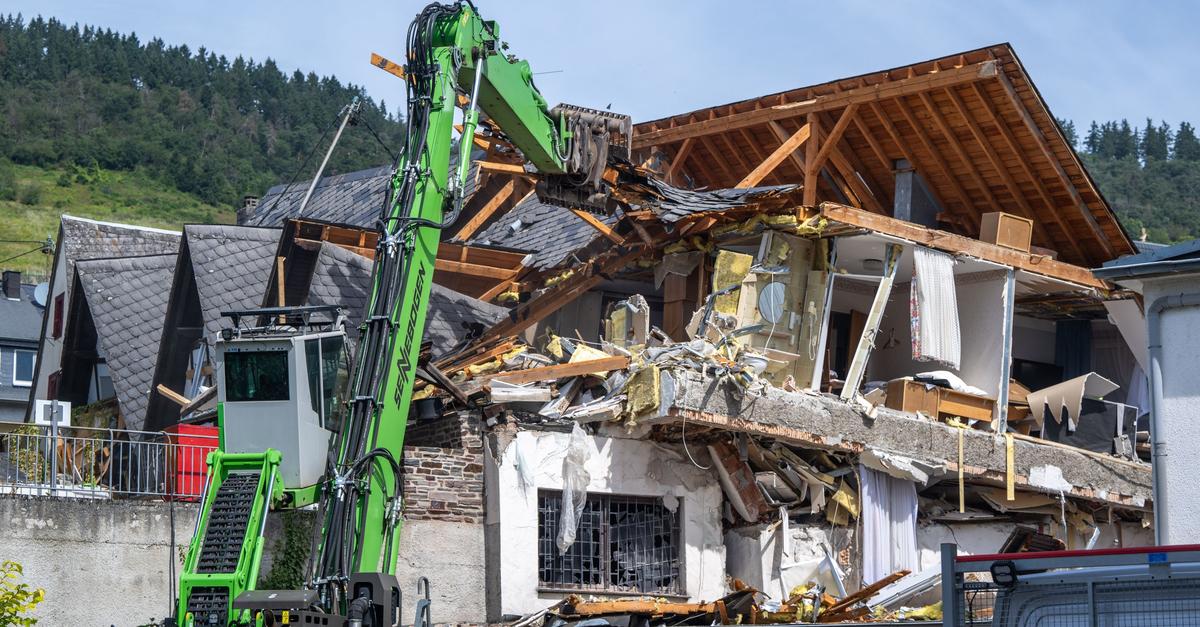 Ermittlungen-nach-Hoteleinsturz-in-Kr-v-ziehen-sich-bis-2026