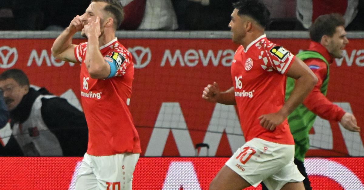 Mainz-befreit-sich-und-gibt-Rote-Laterne-an-Heidenheim-ab