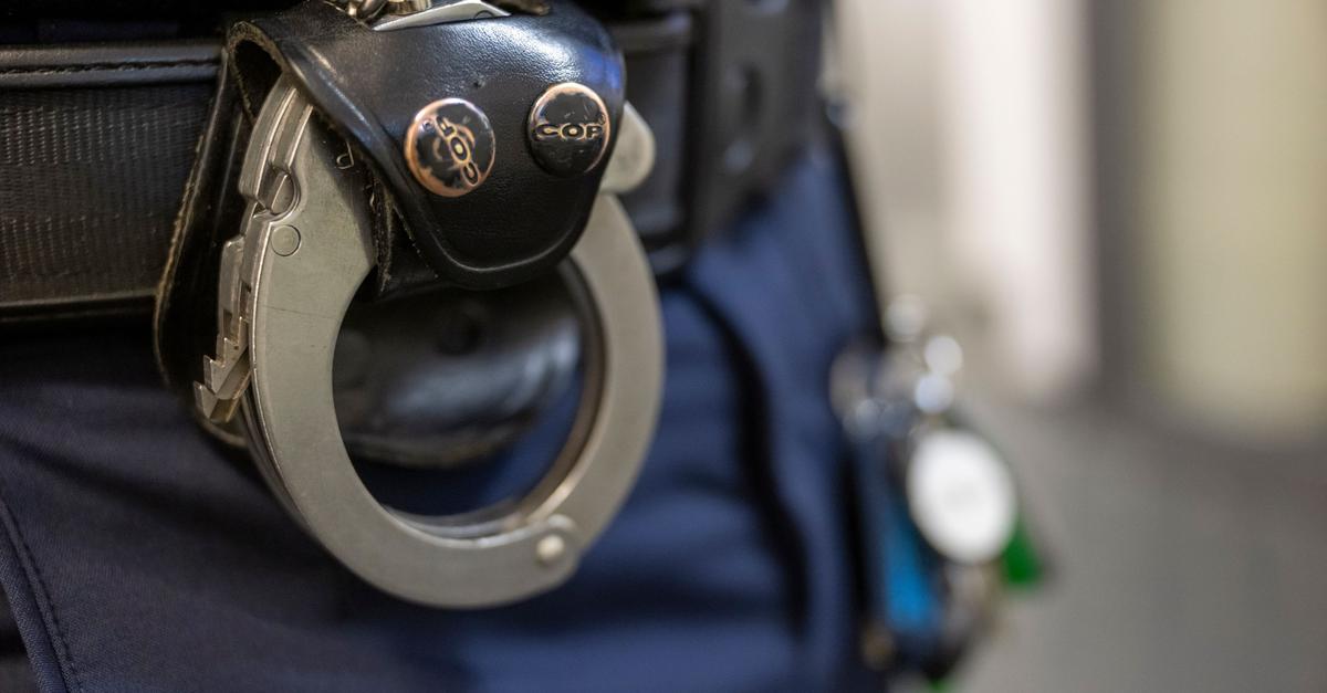 Man held in custody over alleged thefts from two blind women in Marburg