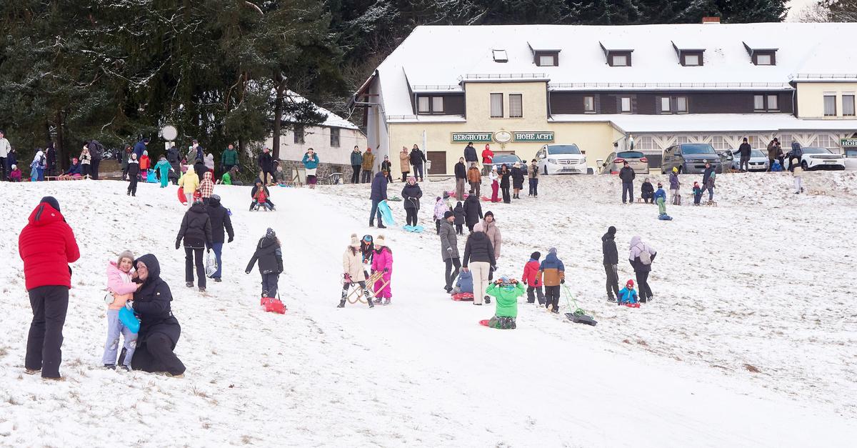 Schnee-Glatteis-Regen-Winterwetter-im-S-dwesten