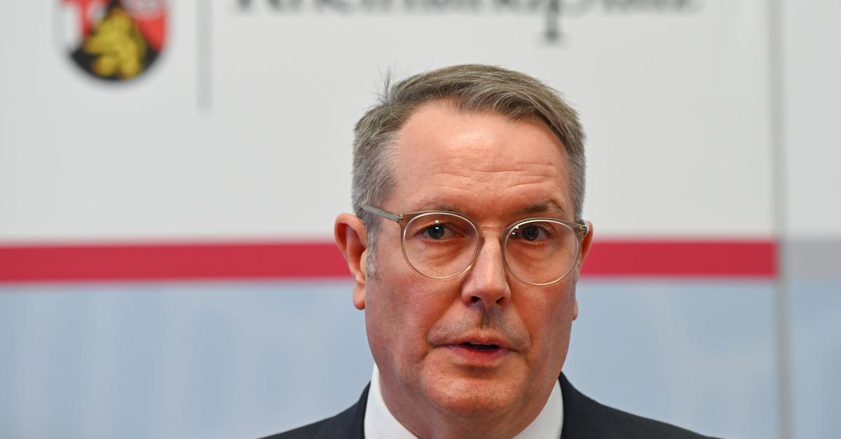 Regierungschef-Schweitzer-Wir-sind-die-erfolgreiche-Ampel-