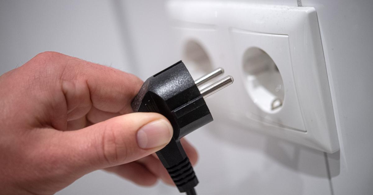 Unfall-im-Elmsteiner-Tal-legt-Stromversorgung-lahm