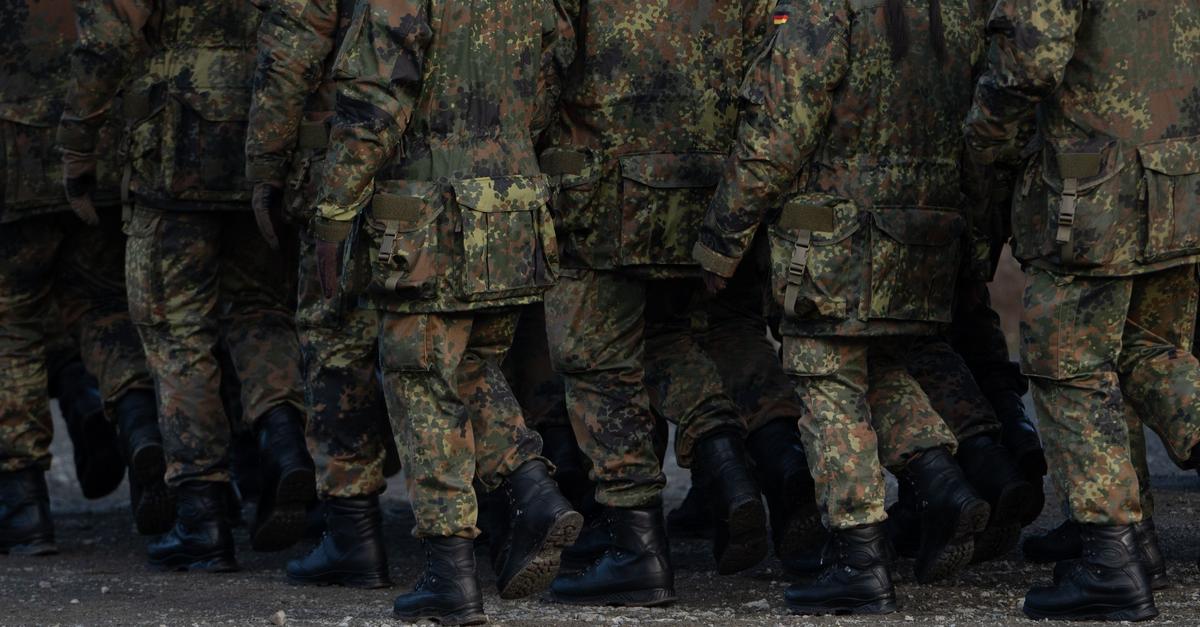 Proteste-gegen-Wehrpflicht-Bleiben-die-Klassenzimmer-leer-