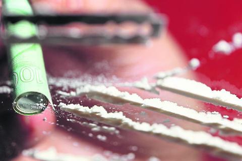 Es geht um mehrere Tonnen Kokain und eine dreistellige Millionensumme. Zwei Männer aus Wetzlar und Groß-Umstadt müssen sich vor dem Landgericht in Limburg wegen internationalen Drogenhandels verantworten.