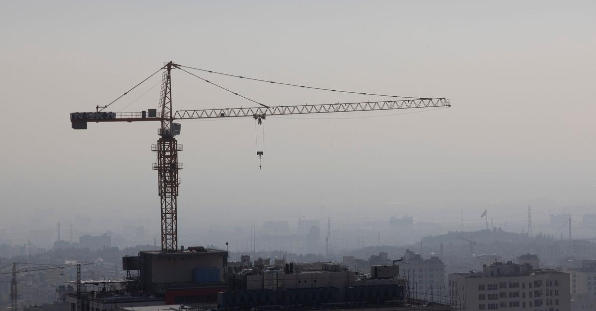 Smog-im-Iran-Morgens-brennen-die-Augen-abends-die-Lunge