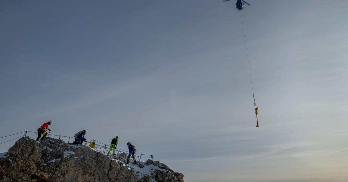 Gold-f-r-die-Zugspitze-Skisaison-startet-mit-neuem-Glanz