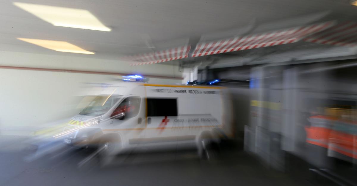 Lieferwagen-rollt-in-Sch-lergruppe-Verletzte-in-Marseille