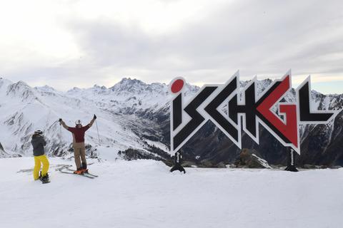 Gregor Nelles aus Montabaur war 2020 mit Freunden im Skiurlaub in Ischgl.  Foto: Felix Hörhager/dpa