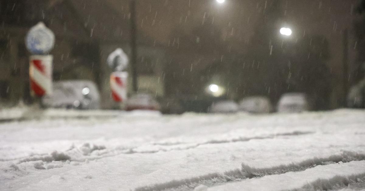 Schneeregen-und-Schneeschauer-heute-vielerorts-im-Flachland